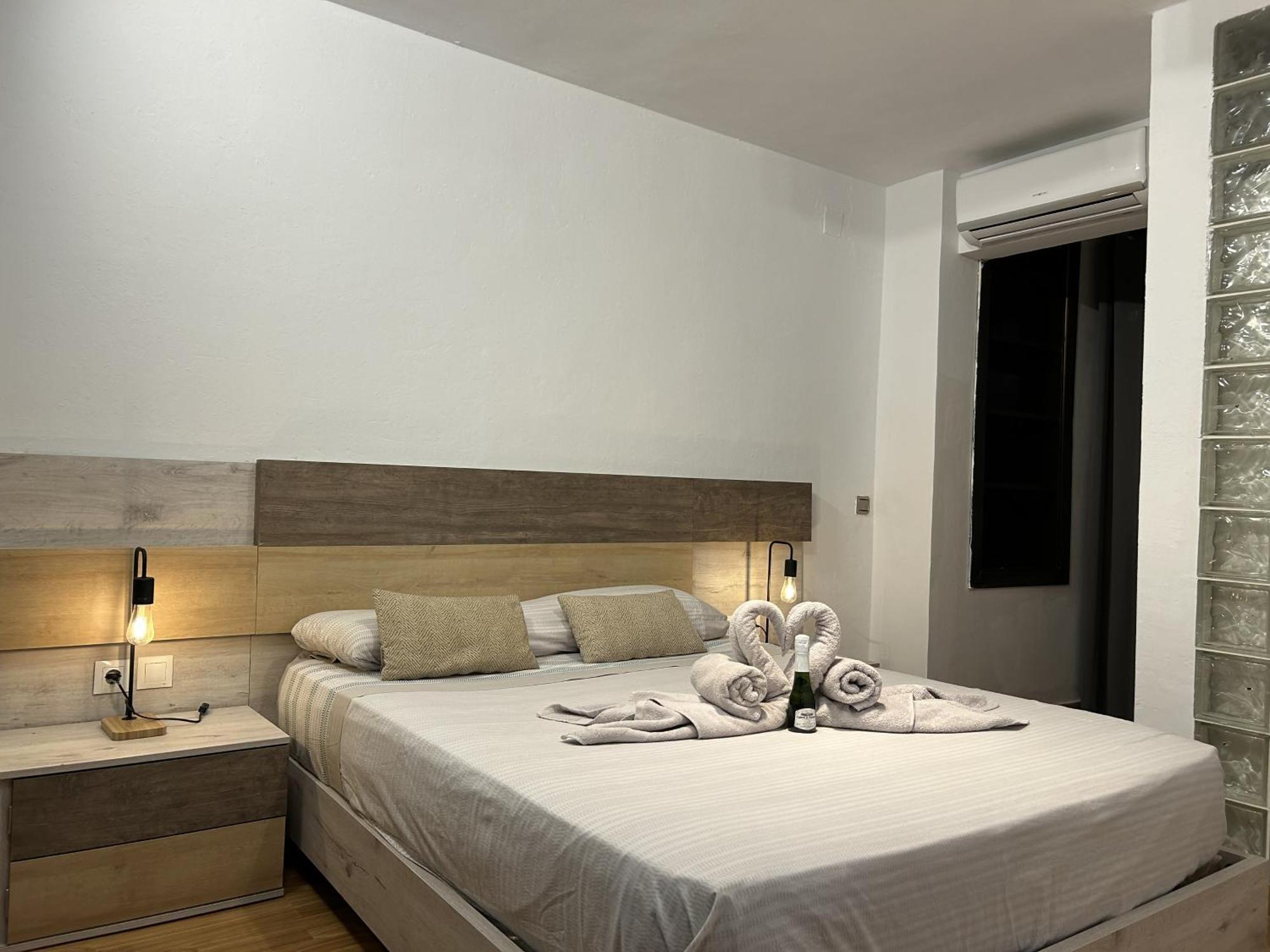 Lujo A Tu Alcance Con Spa Y Garaje Pleno Centro Huelva Esterno foto